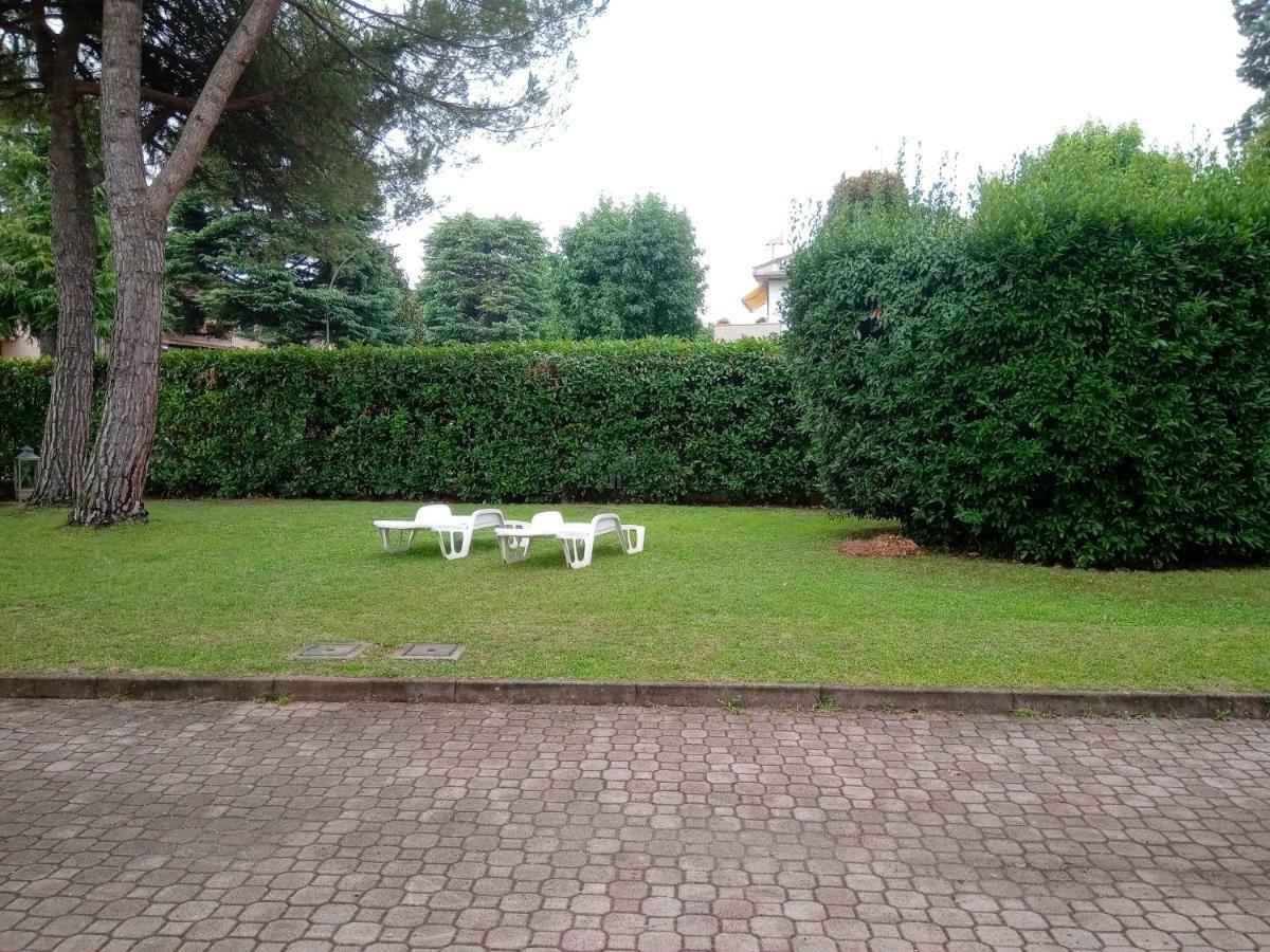 Villa Il Capriccio Di Silvia à Sirmione Extérieur photo